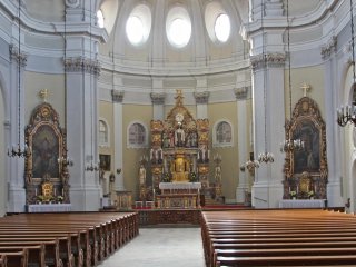  Pfarrkirche St. Theresia in München